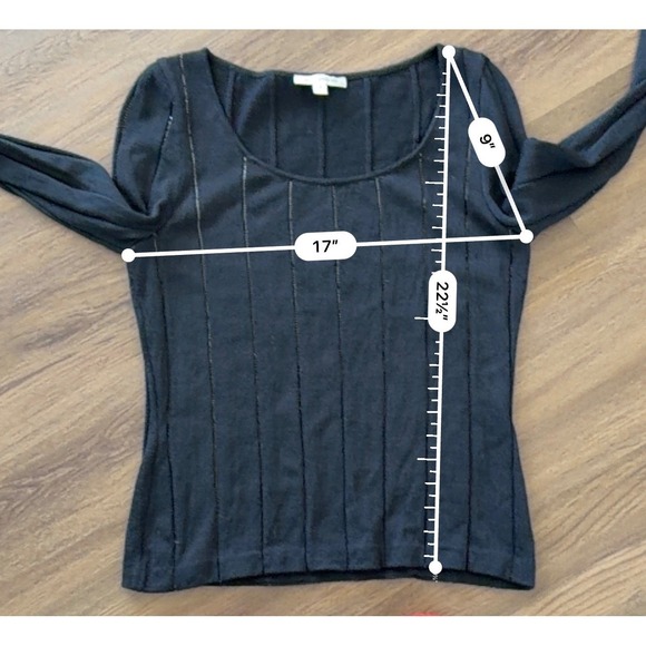 ST JOHN Black Knit Long Sleeve Sequin Embellished Bell Sleeve Sweater Top Size S - Picture 6 of 6